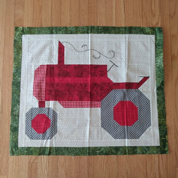 Quilted Farm Tractor Quilt Block Fabric Panel Red Green Pillow Cover Wallhanging - Picture 1 of 13